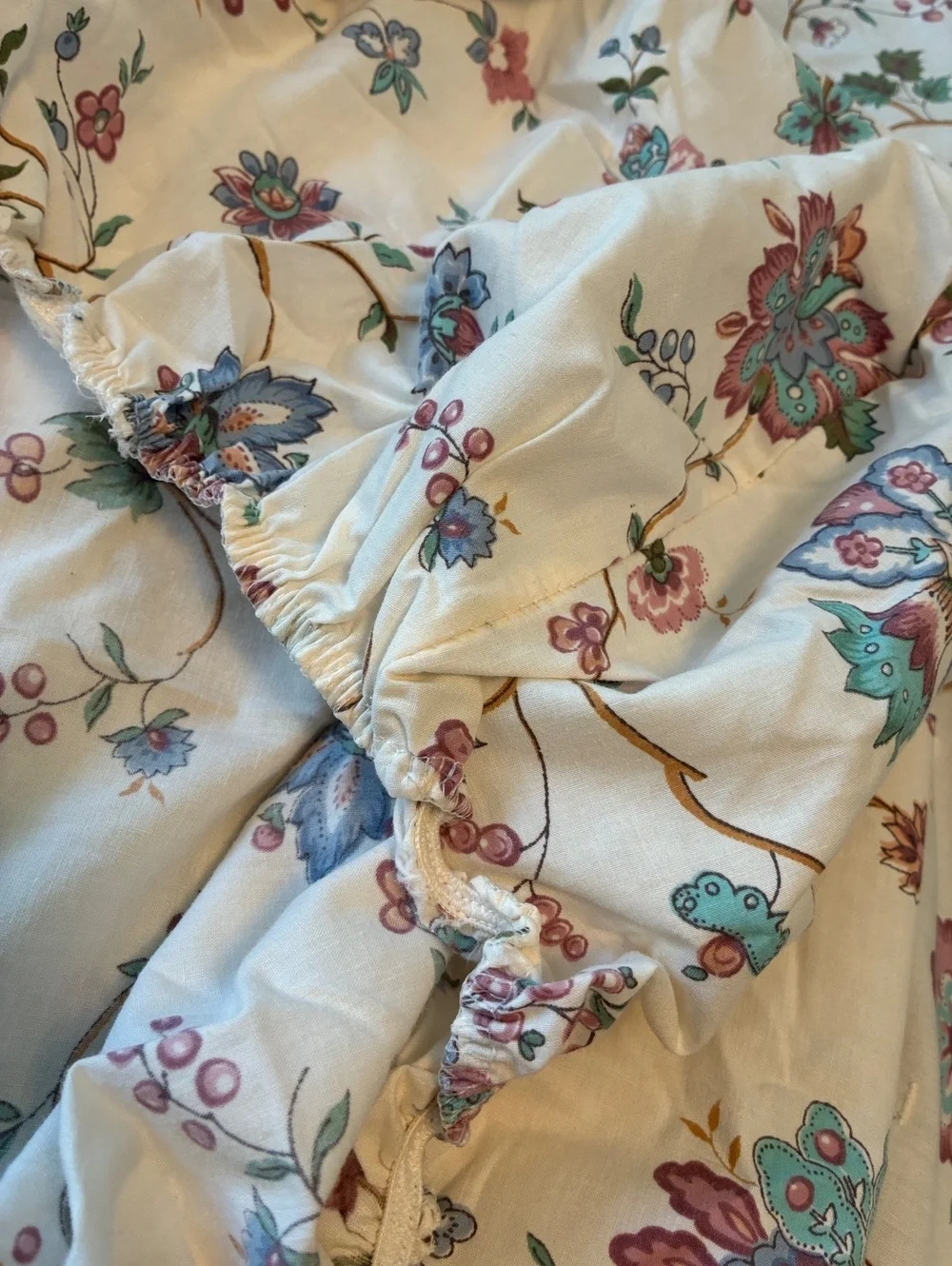 Vintage Floral Cotton Fitted Sheet ONLY, 1 pillowcase 2 valances - Twin